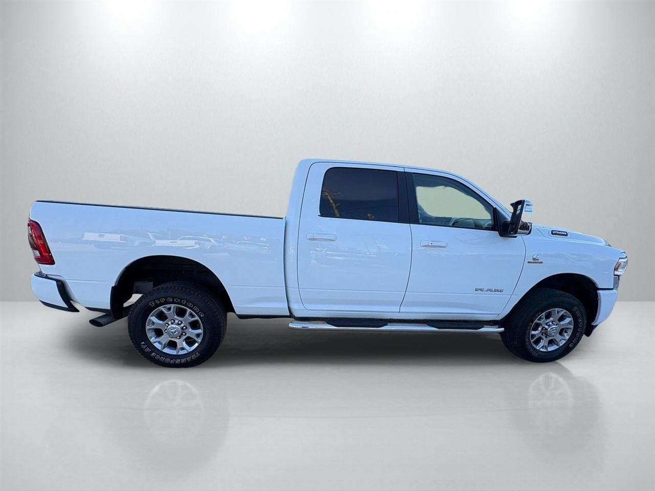 RAM 2500 Laramie Crew Cab SWB 4WD 2024