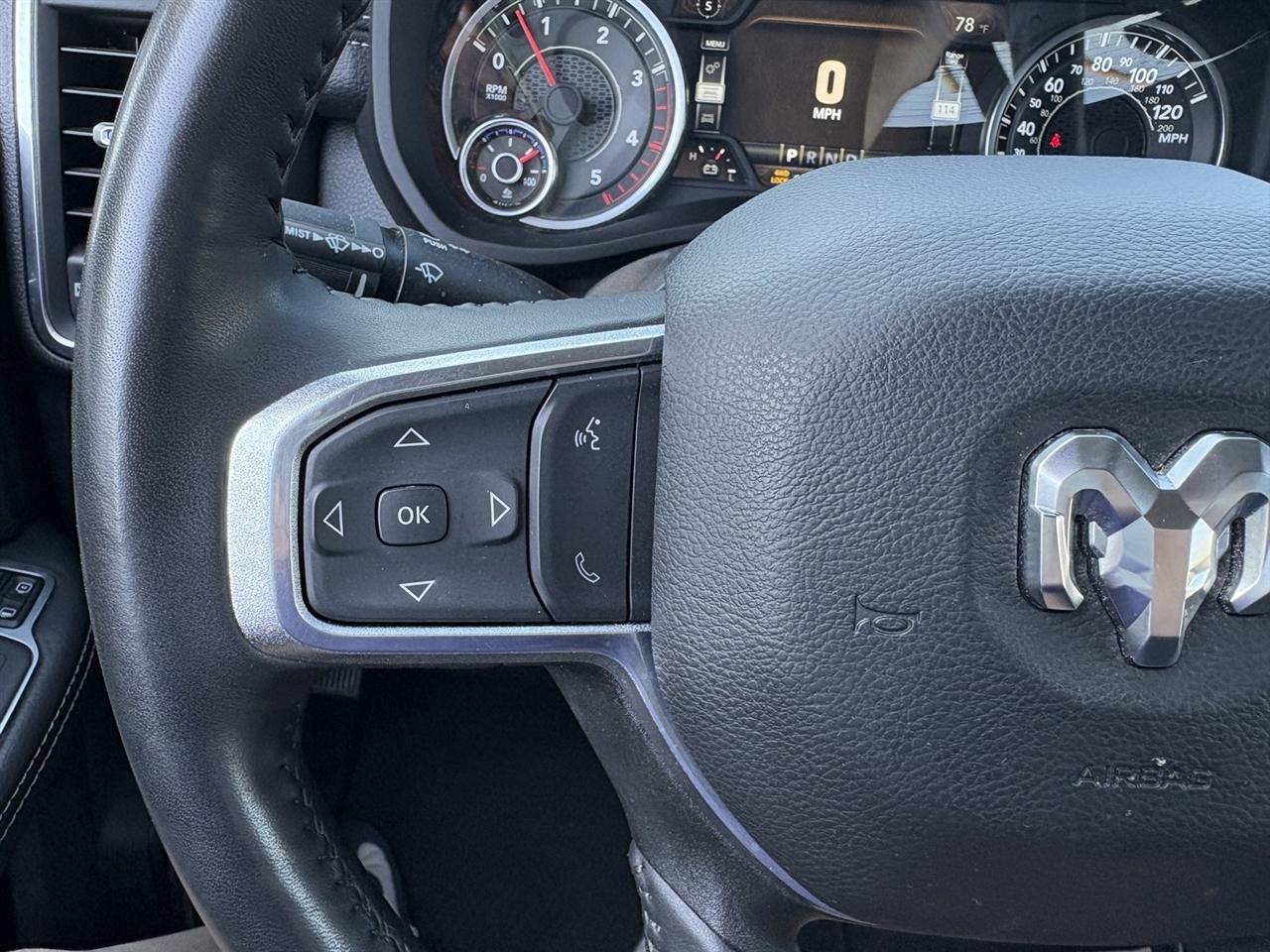 RAM 2500 Laramie Crew Cab SWB 4WD 2024