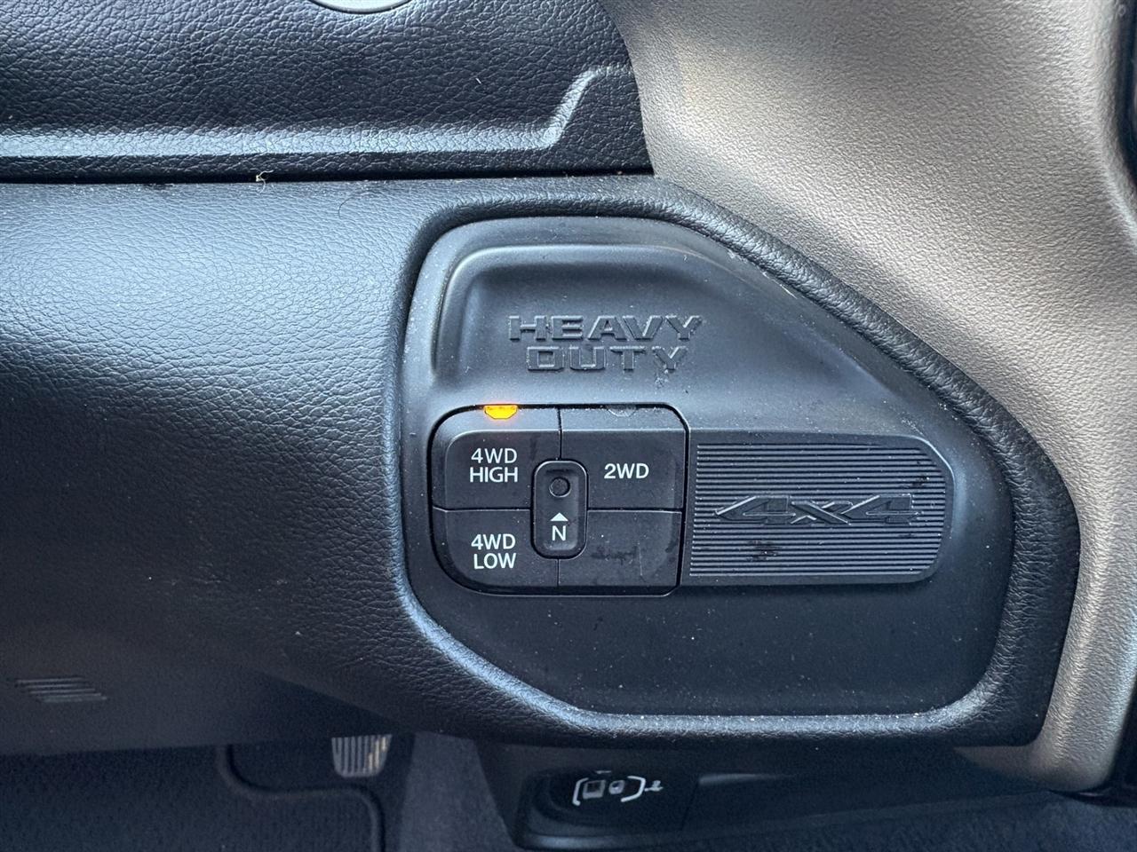 RAM 2500 Laramie Crew Cab SWB 4WD 2024