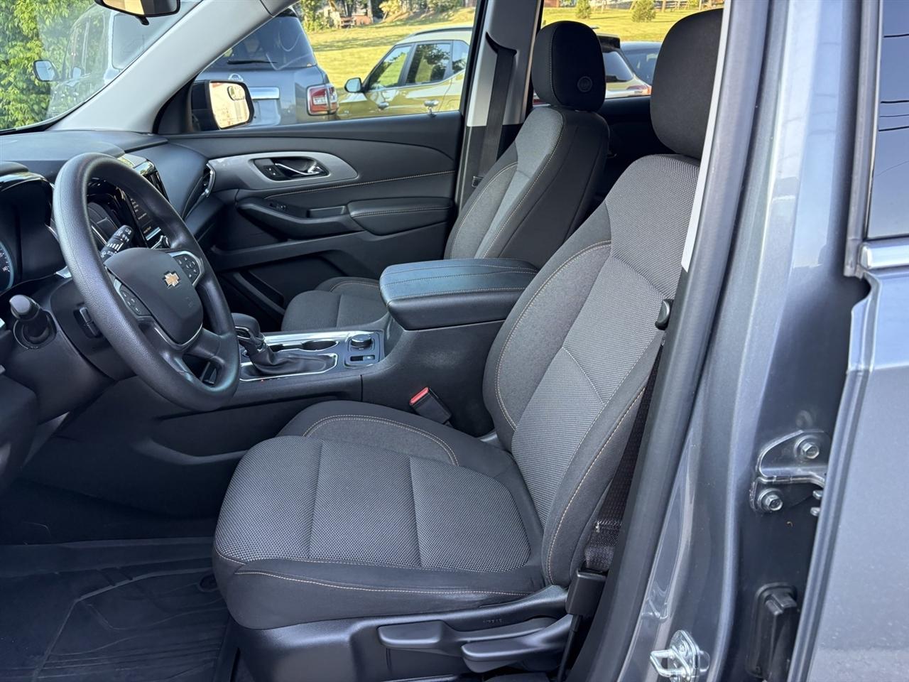 Chevrolet Traverse LS FWD 2021