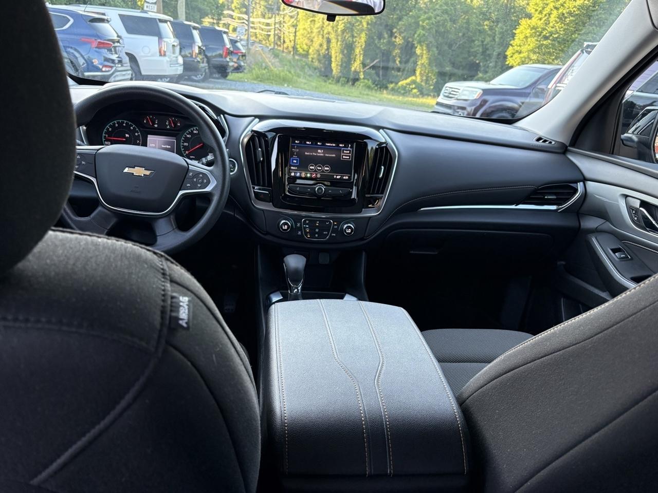 Chevrolet Traverse LS FWD 2021