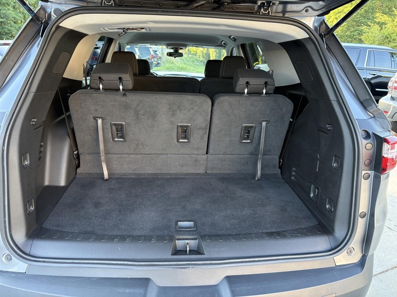 Chevrolet Traverse LS FWD 2021