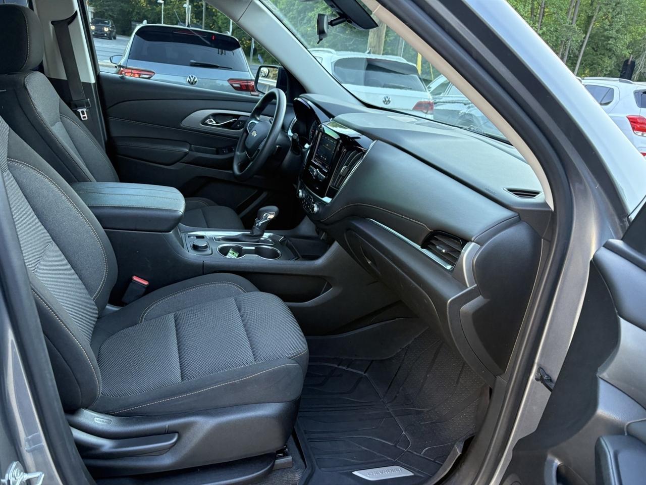 Chevrolet Traverse LS FWD 2021