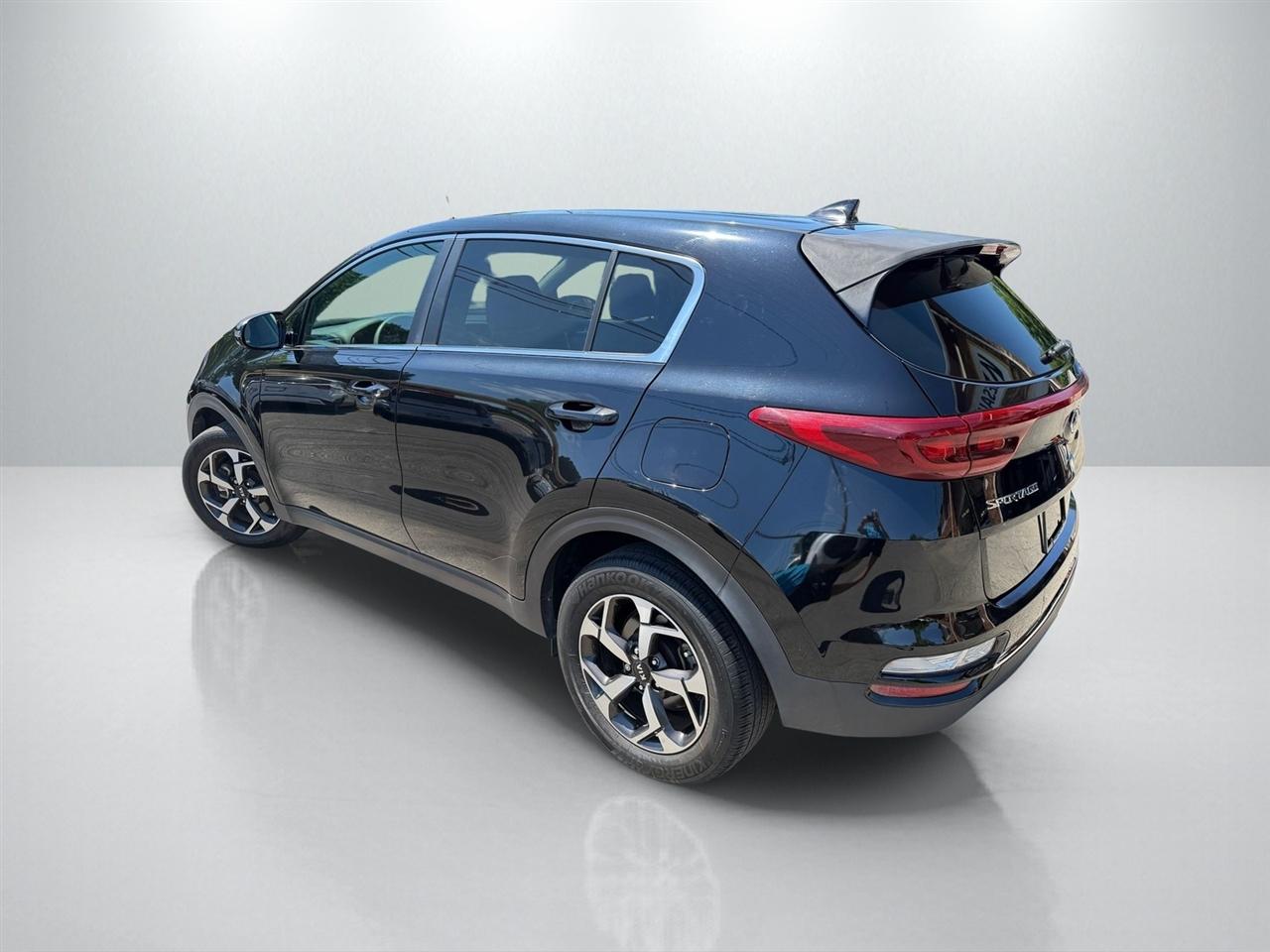 Kia Sportage LX FWD 2021