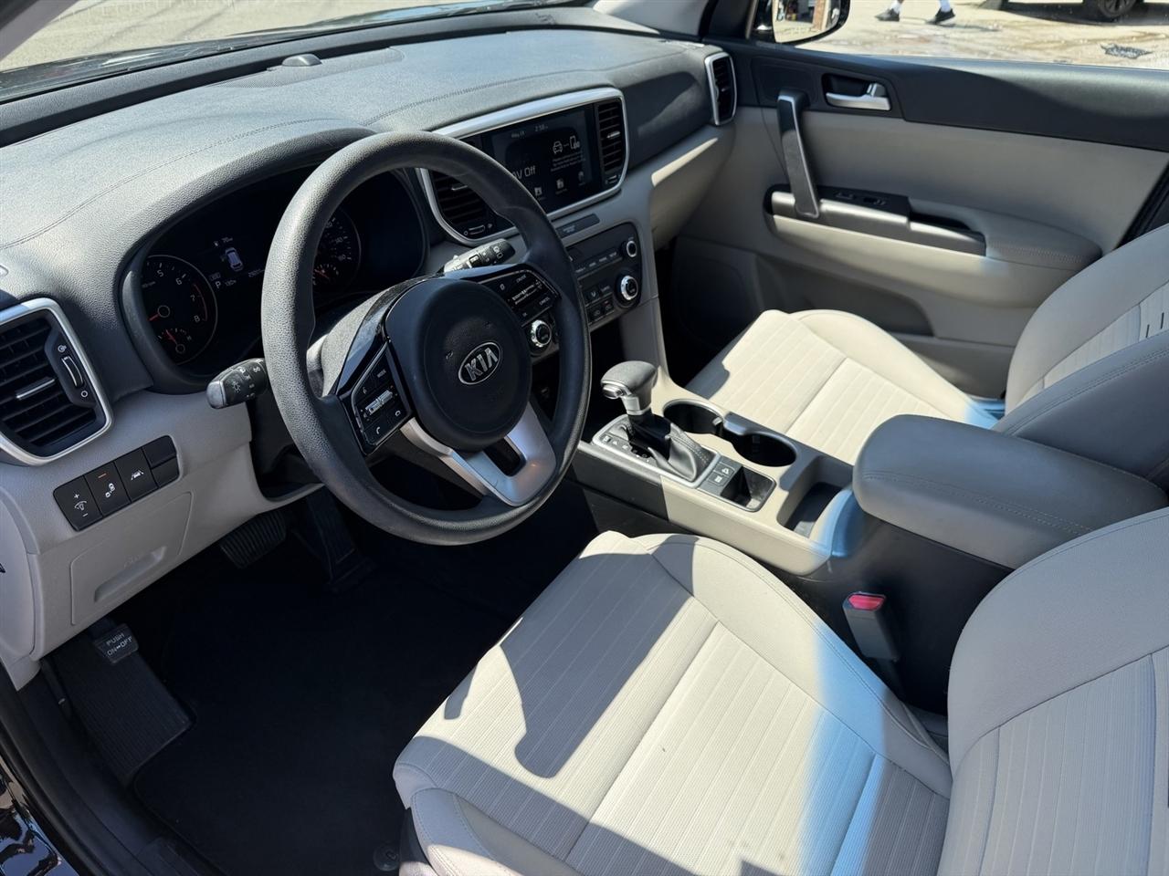 Kia Sportage LX FWD 2021