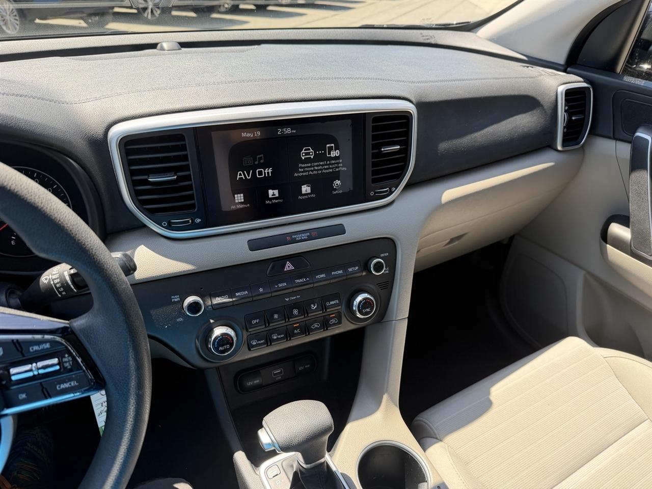 Kia Sportage LX FWD 2021