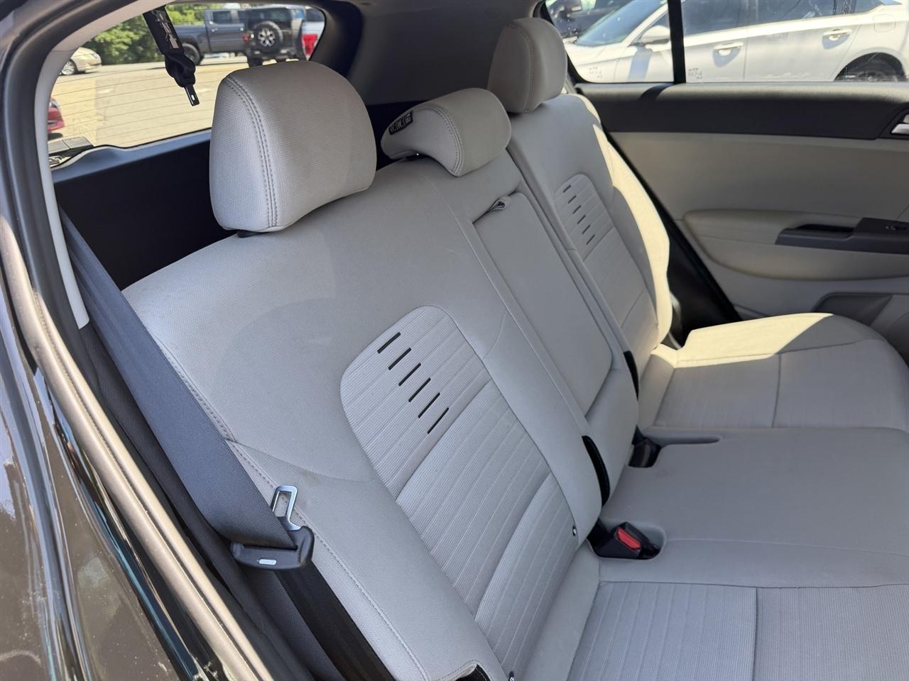 Kia Sportage LX FWD 2021
