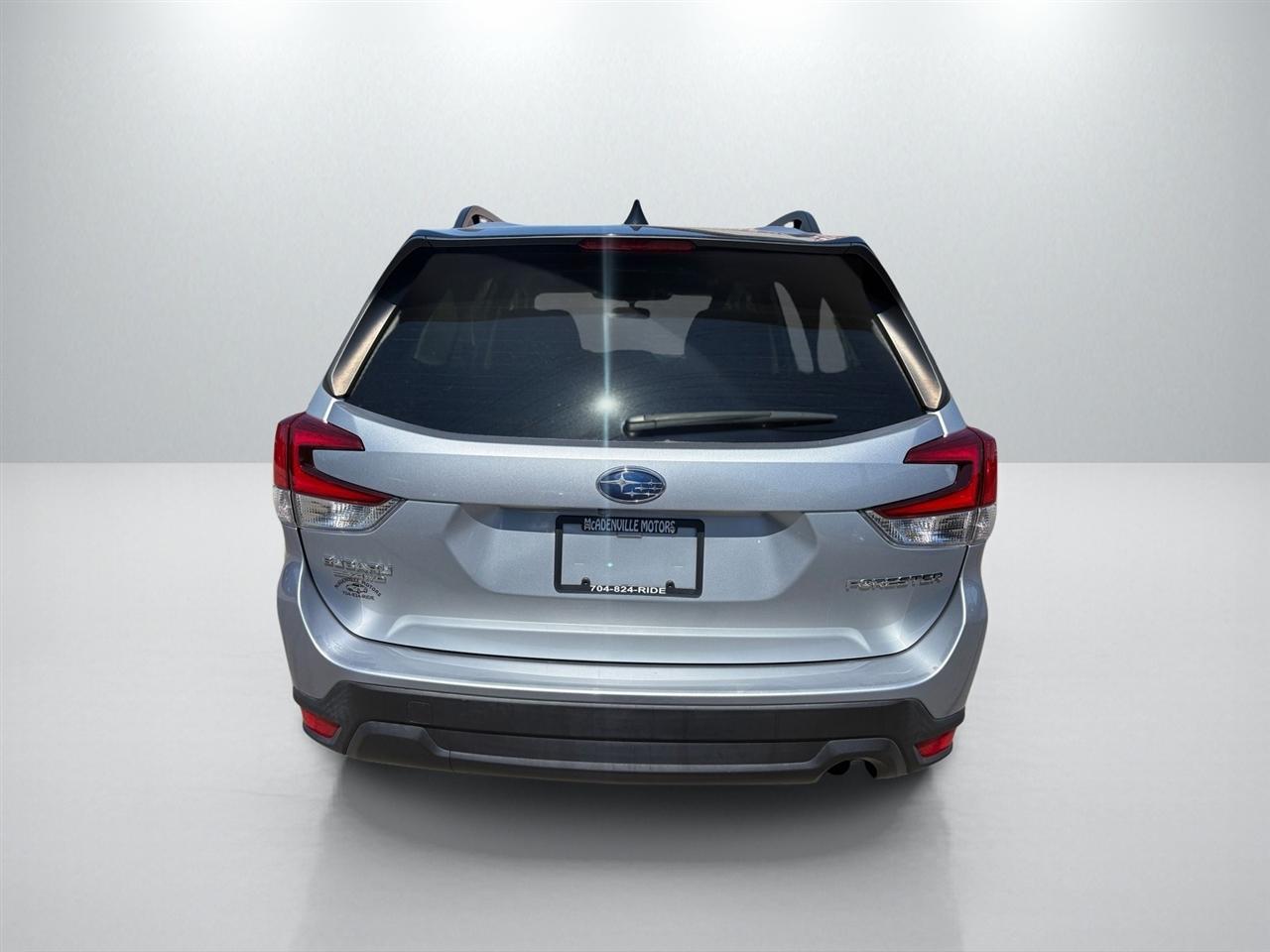 Subaru Forester Base 2024