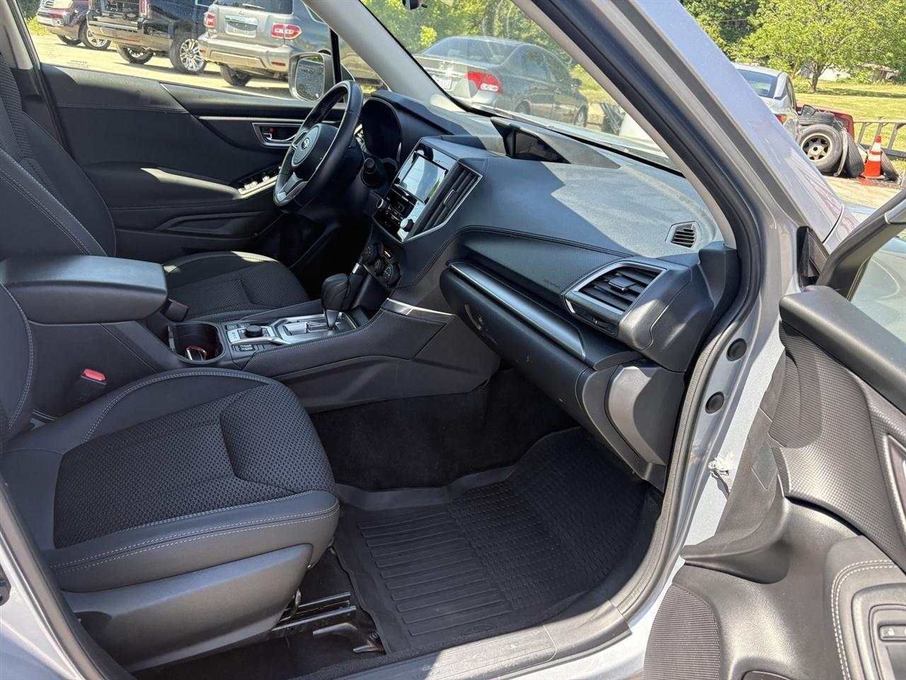 Subaru Forester Base 2024