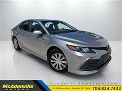 2022 Toyota Camry Hybrid 