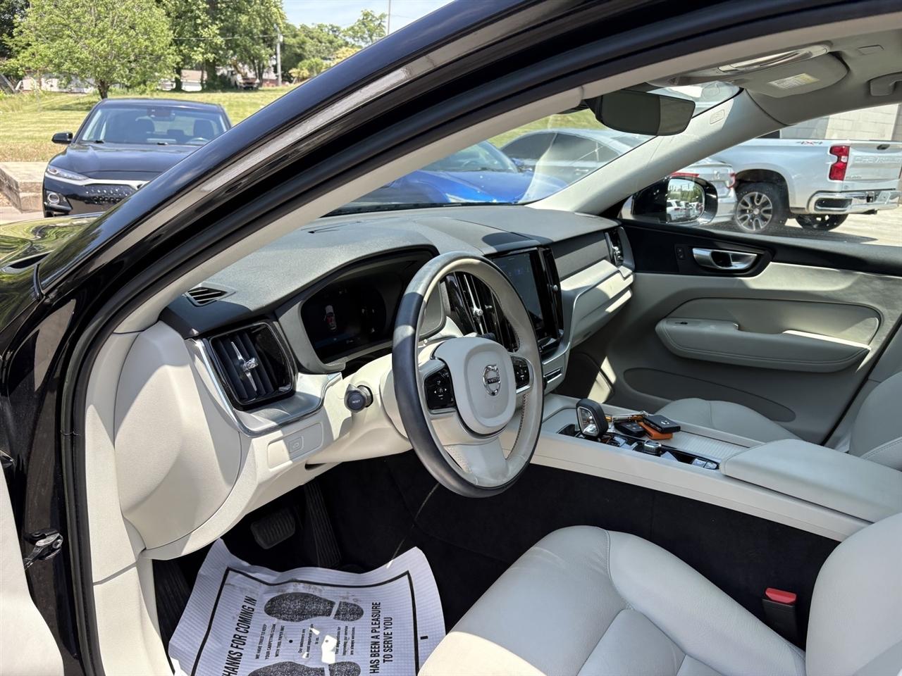 Volvo XC60 B5 Core AWD 2023