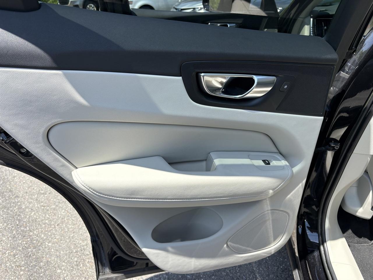 Volvo XC60 B5 Core AWD 2023