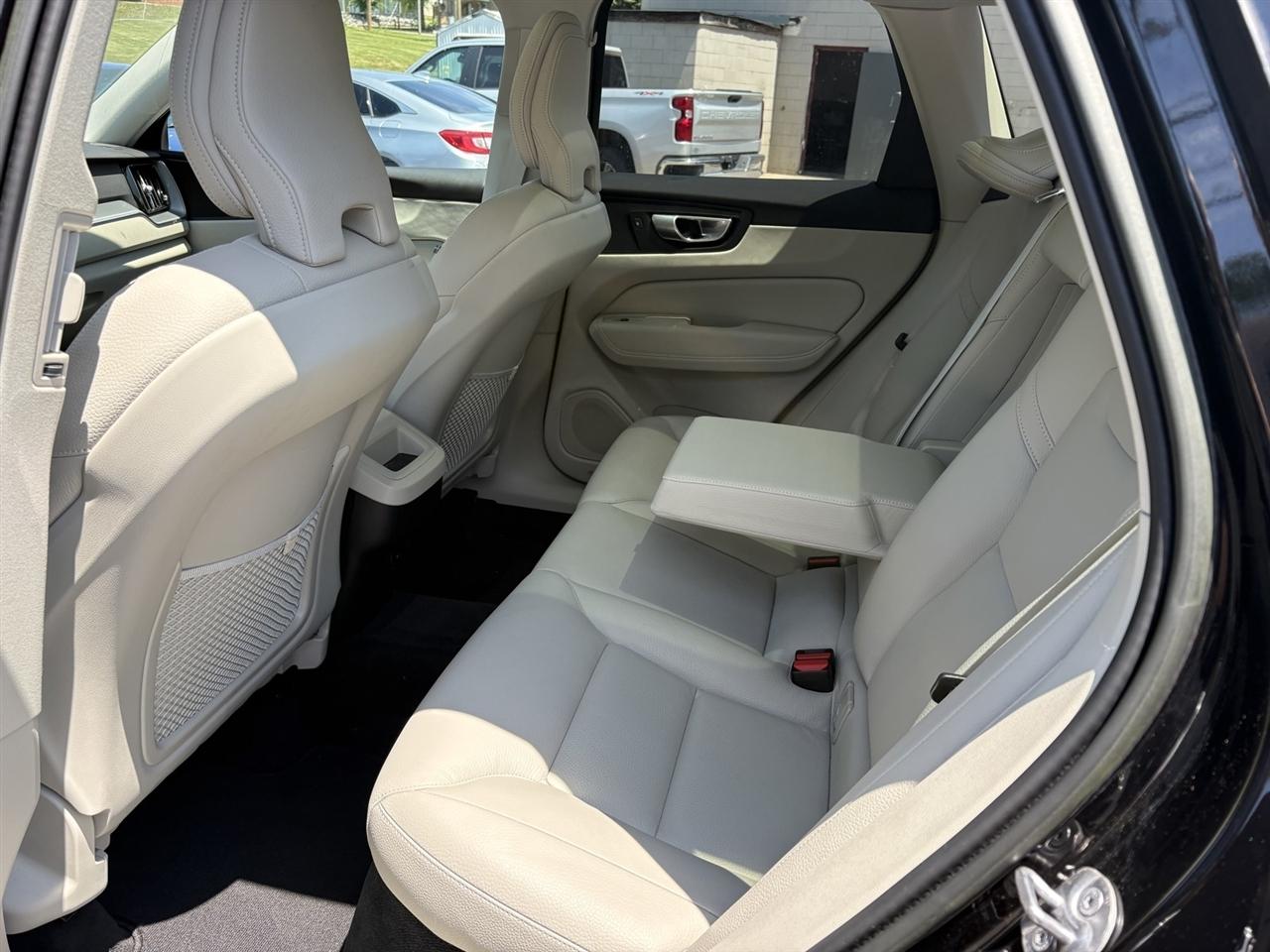 Volvo XC60 B5 Core AWD 2023