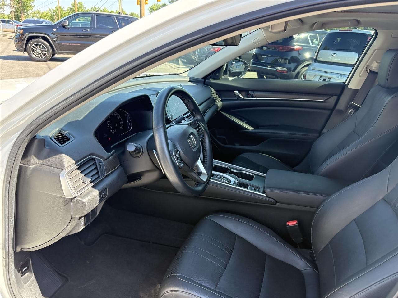 Honda Accord LX CVT 2018