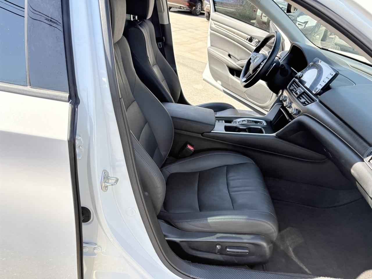 Honda Accord LX CVT 2018