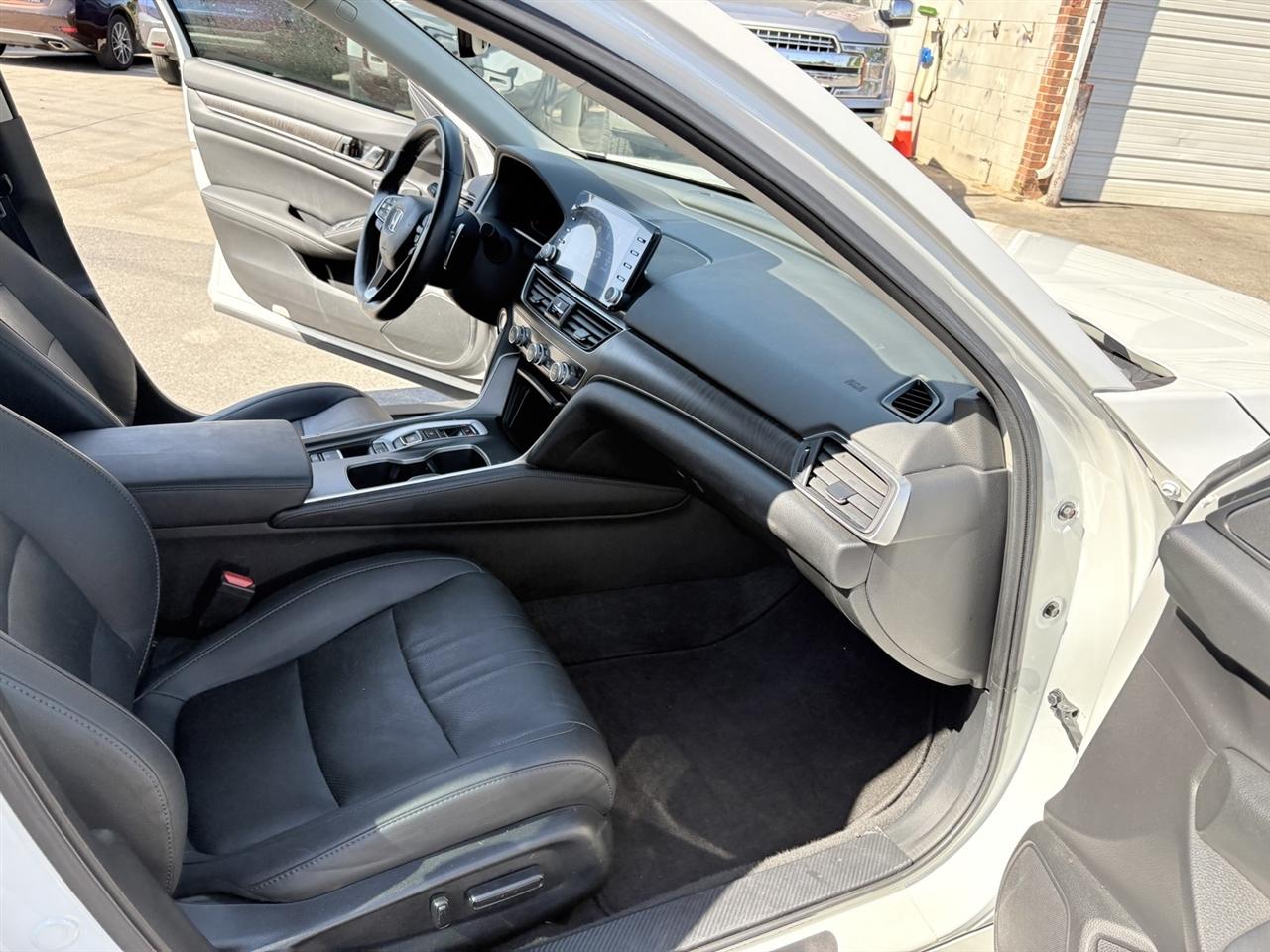 Honda Accord LX CVT 2018