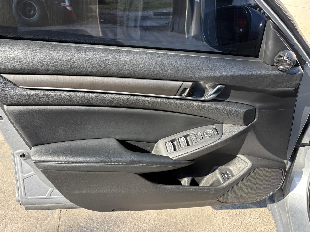 Honda Accord LX CVT 2018