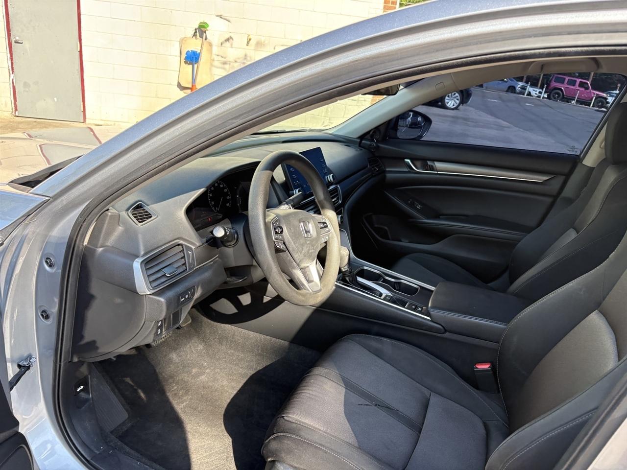 Honda Accord LX CVT 2018