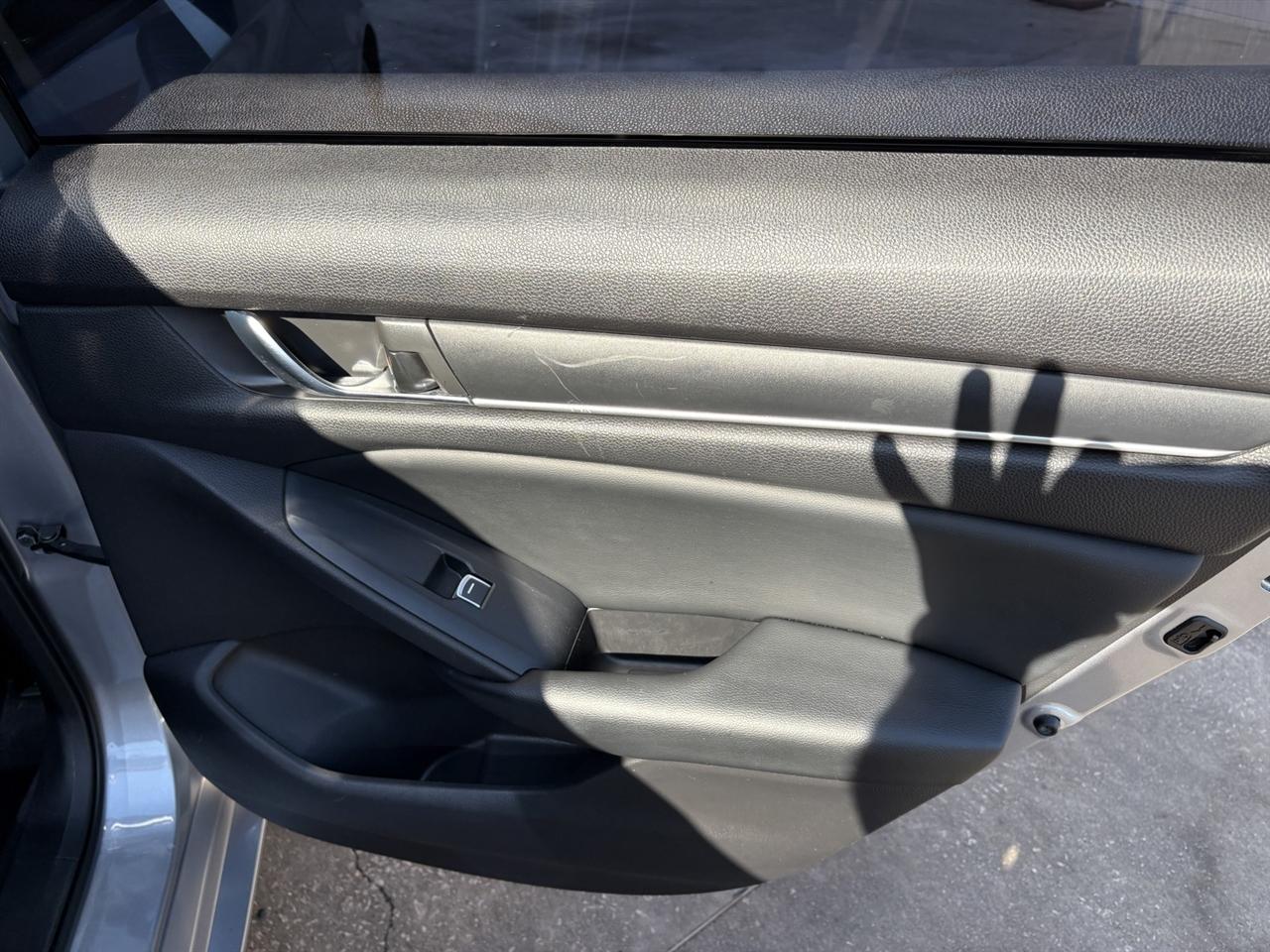 Honda Accord LX CVT 2018