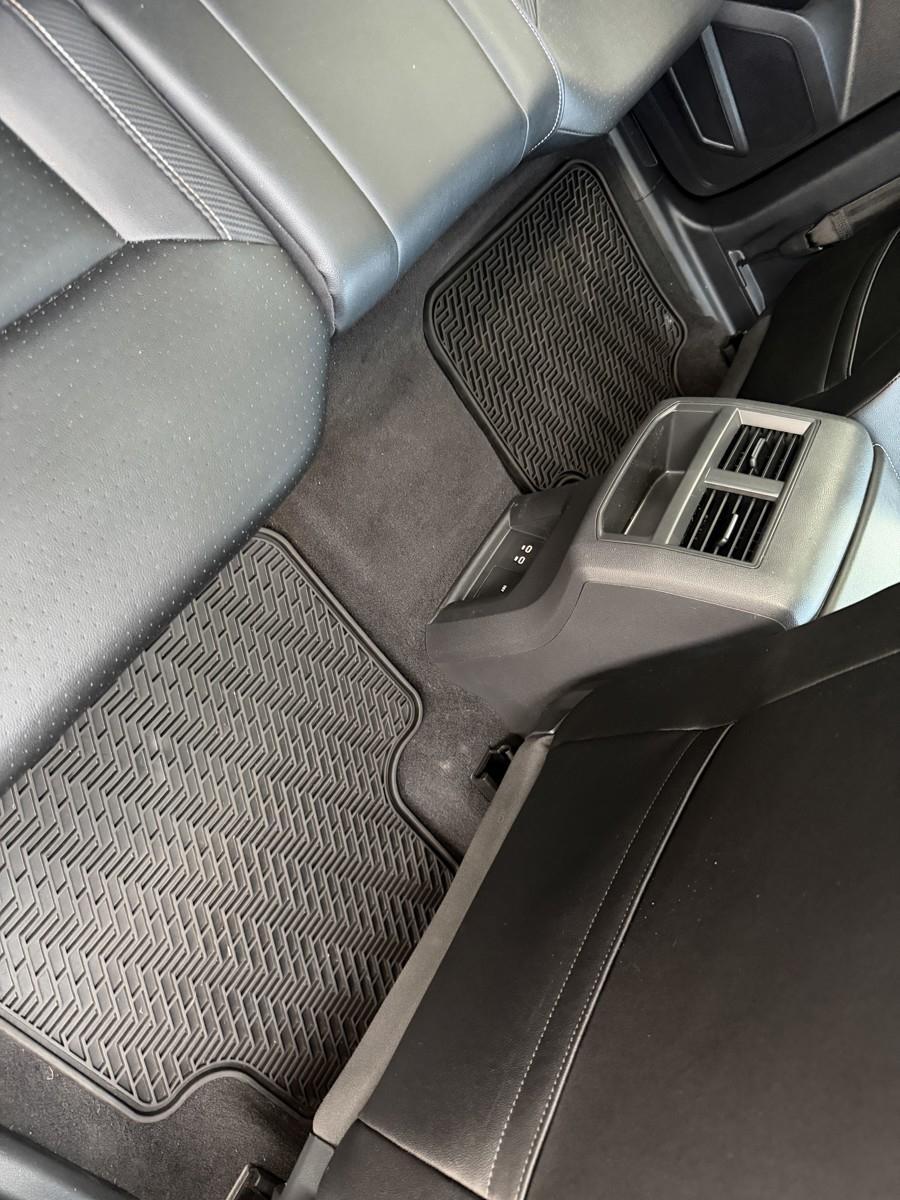 Volkswagen Atlas Cross Sport V6 SE w/Technology 2021