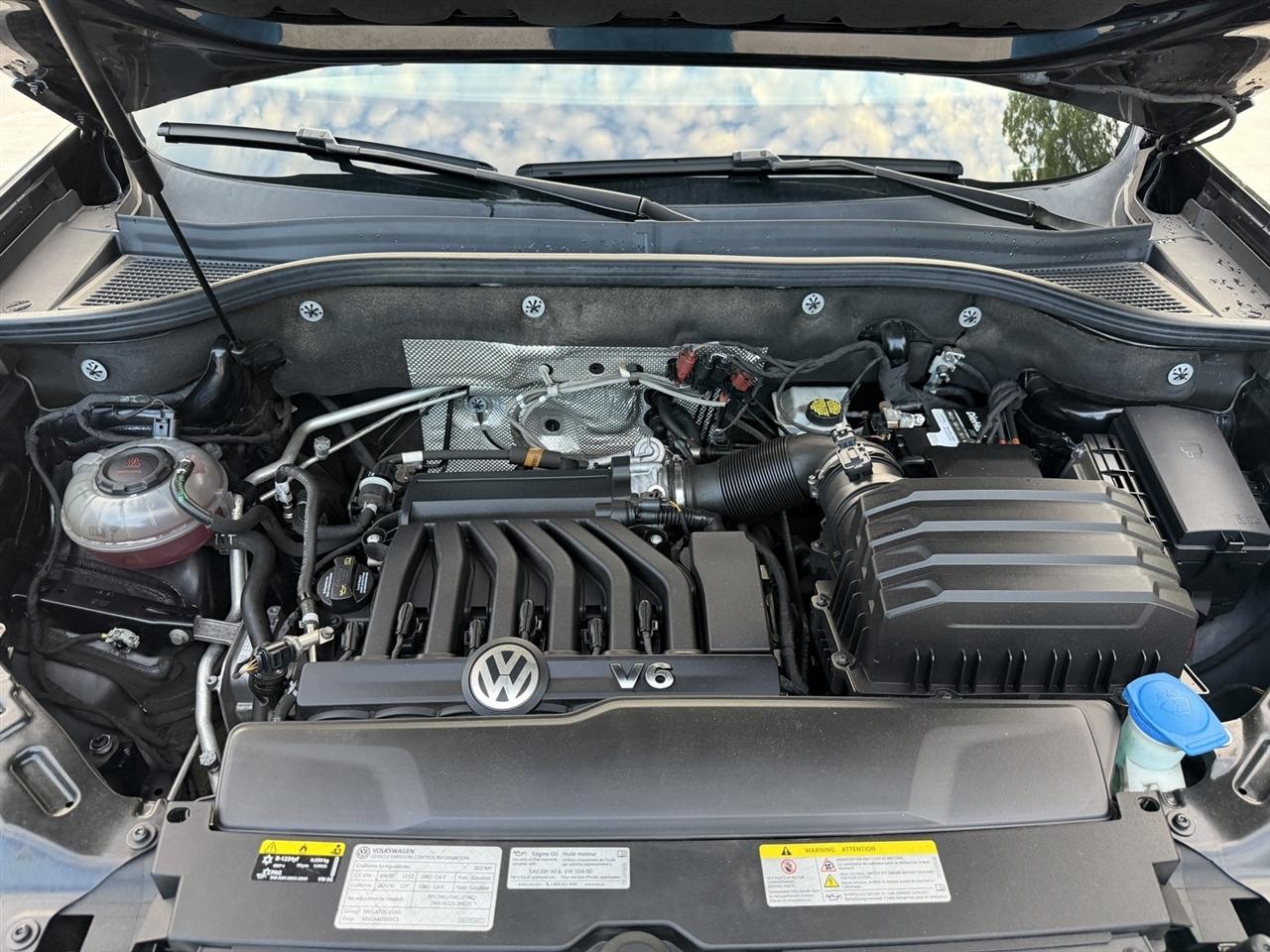 Volkswagen Atlas Cross Sport V6 SE w/Technology 2021