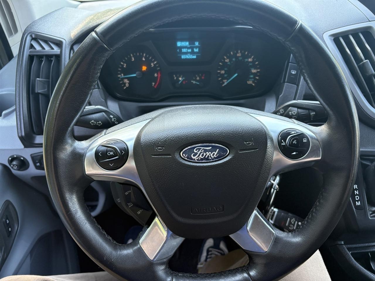 Ford Transit 350 Wagon HD High Roof XL Sliding Pass. 148 WB EL 2016