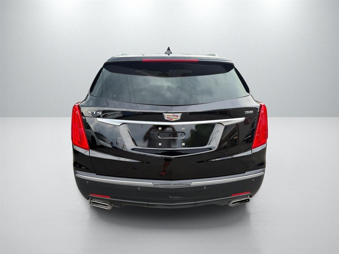 Cadillac XT5 FWD 4dr 2019