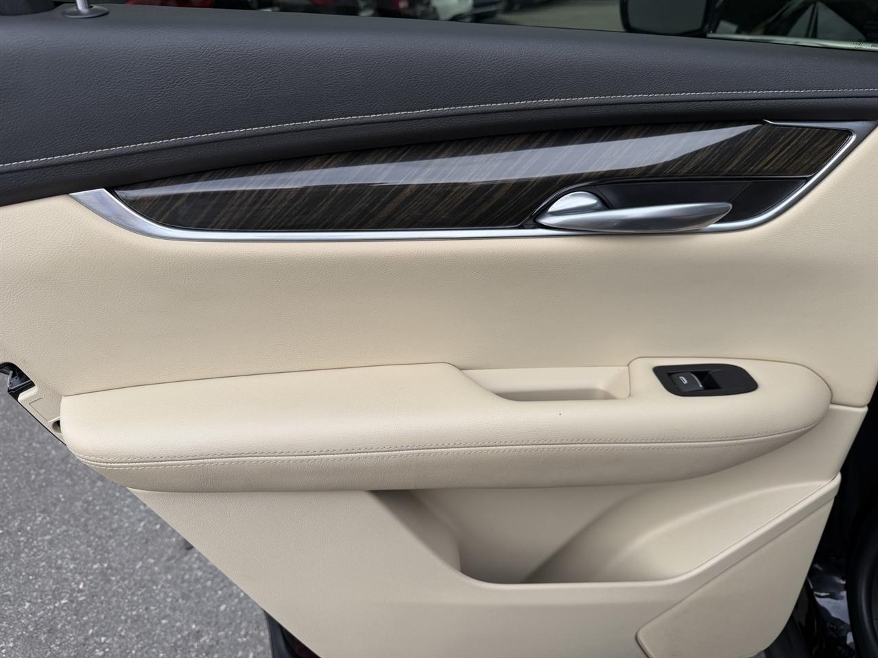 Cadillac XT5 FWD 4dr 2019