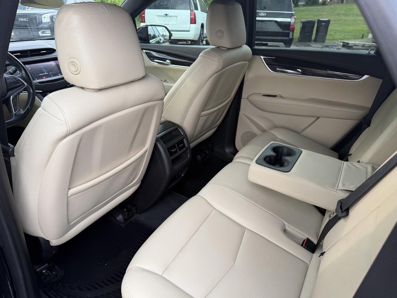 Cadillac XT5 FWD 4dr 2019