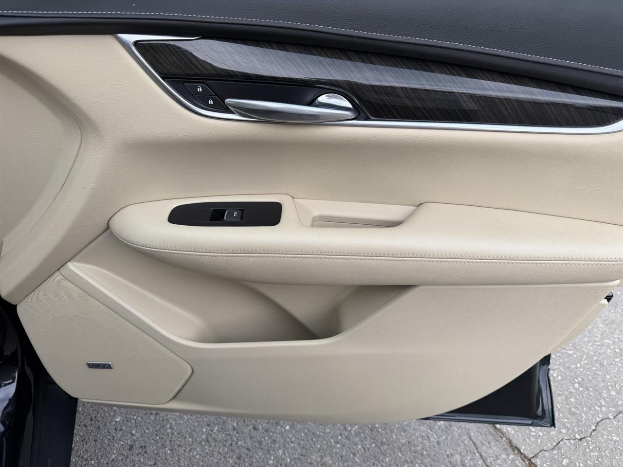Cadillac XT5 FWD 4dr 2019
