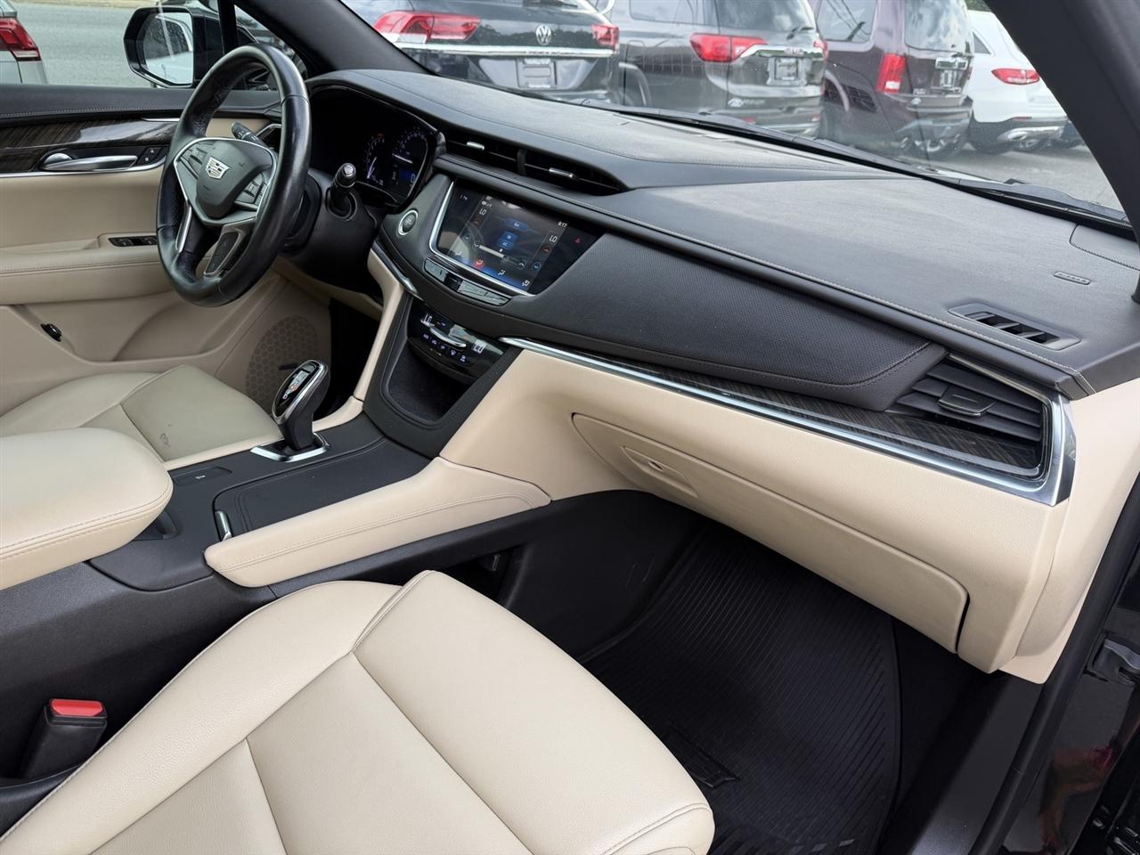 Cadillac XT5 FWD 4dr 2019