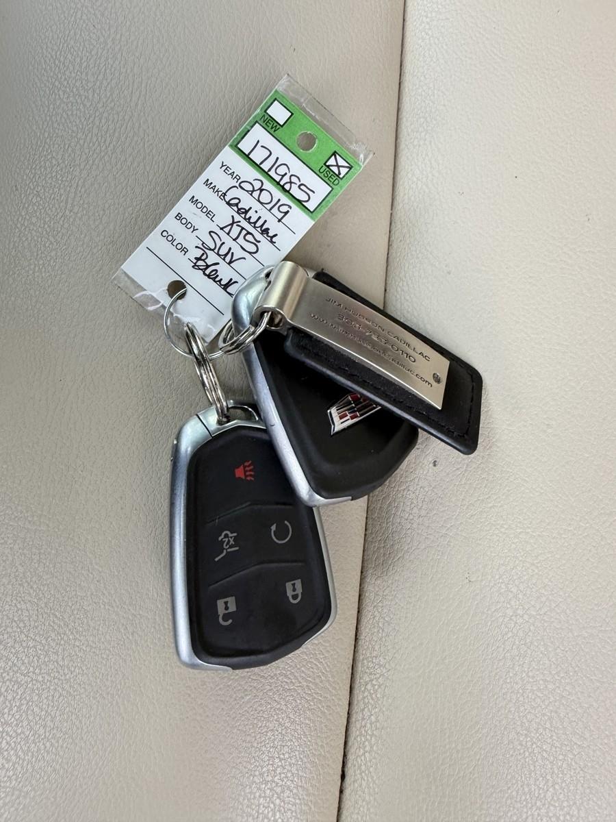 Cadillac XT5 FWD 4dr 2019