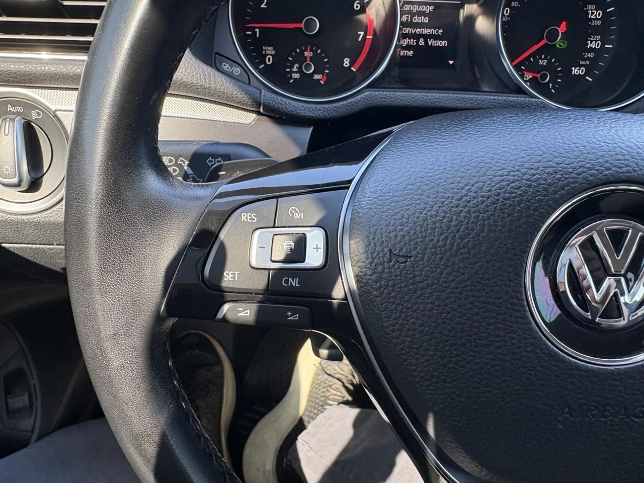 Volkswagen Passat S 2018