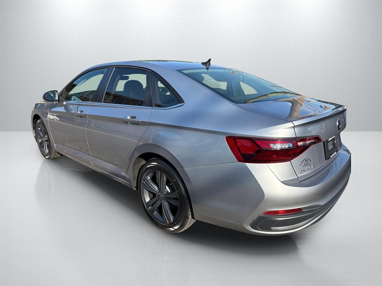 Volkswagen Jetta SE 4D Sedan at 2023