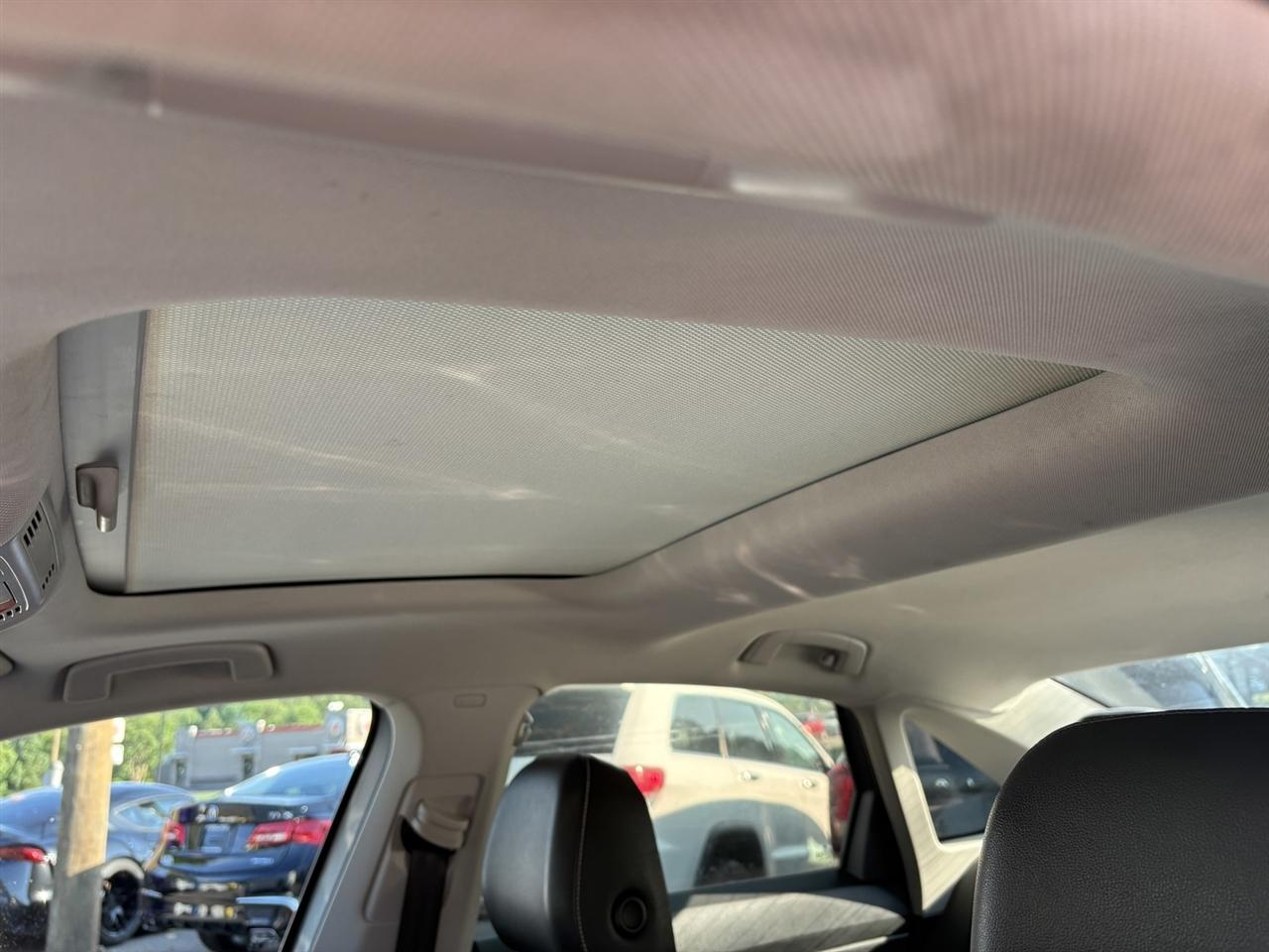 Volkswagen Jetta SE 4D Sedan at 2023
