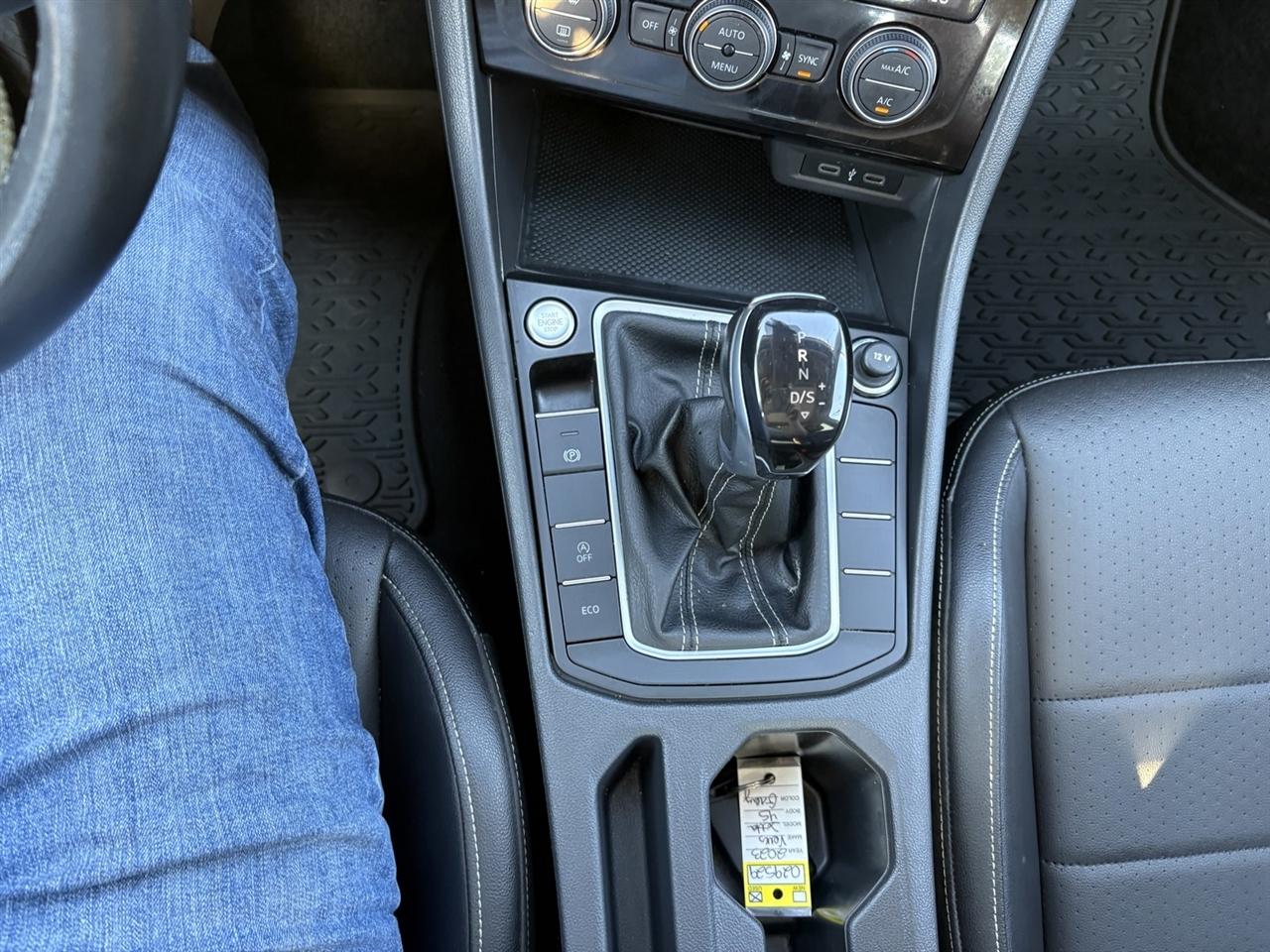 Volkswagen Jetta SE 4D Sedan at 2023