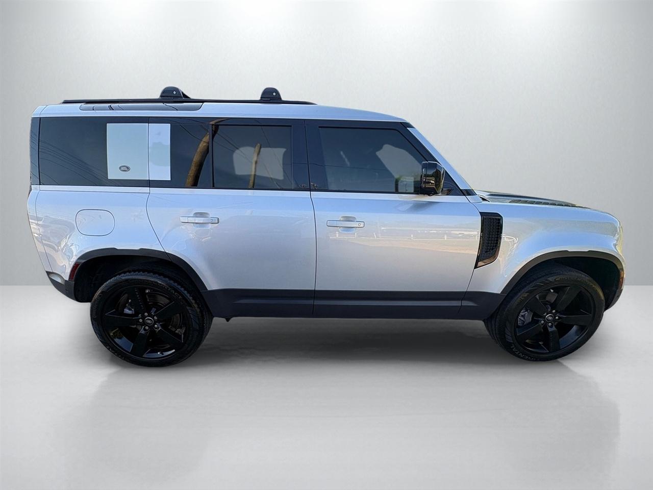 Land Rover Defender 110 SE 2023