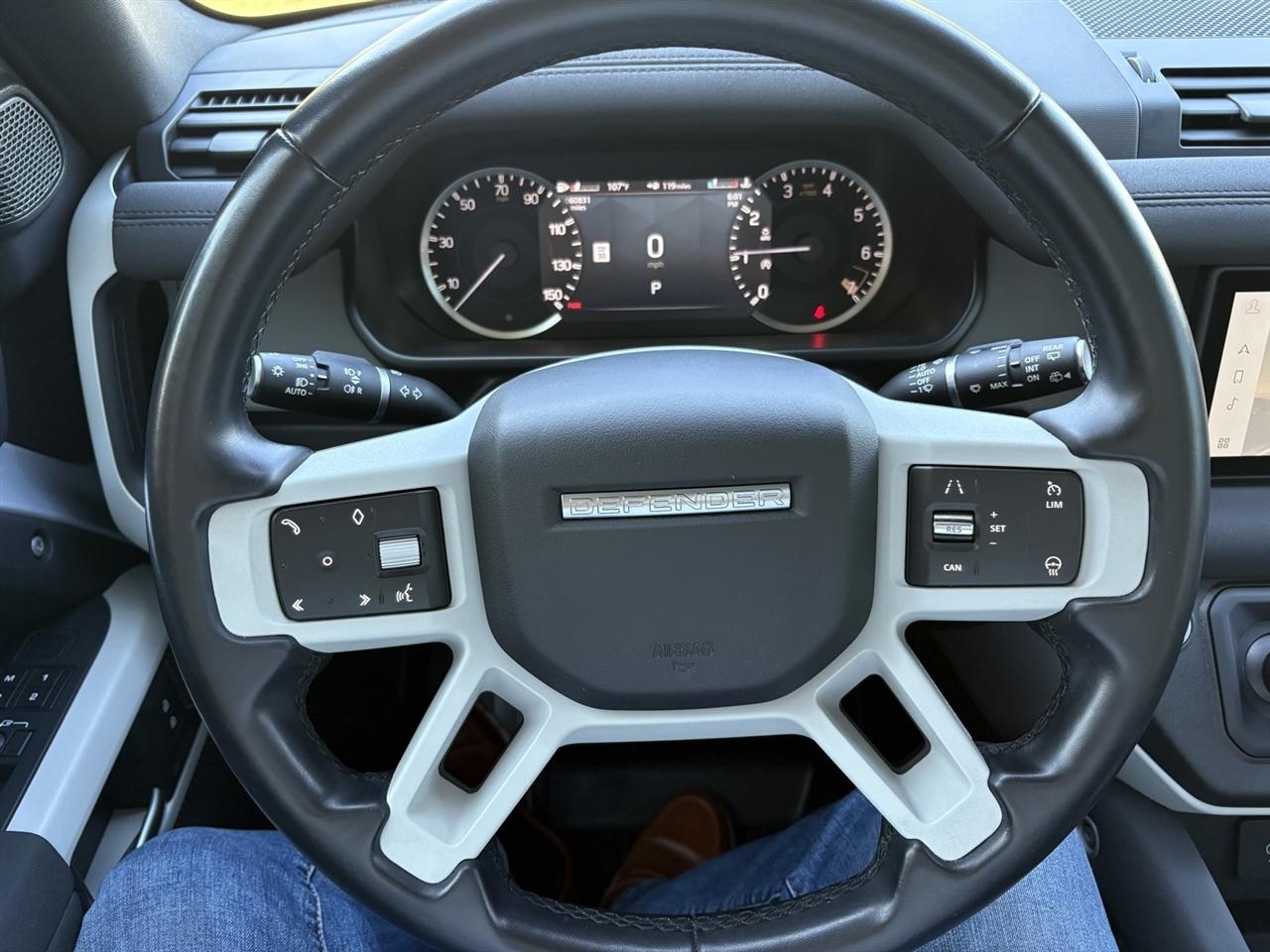 Land Rover Defender 110 SE 2023