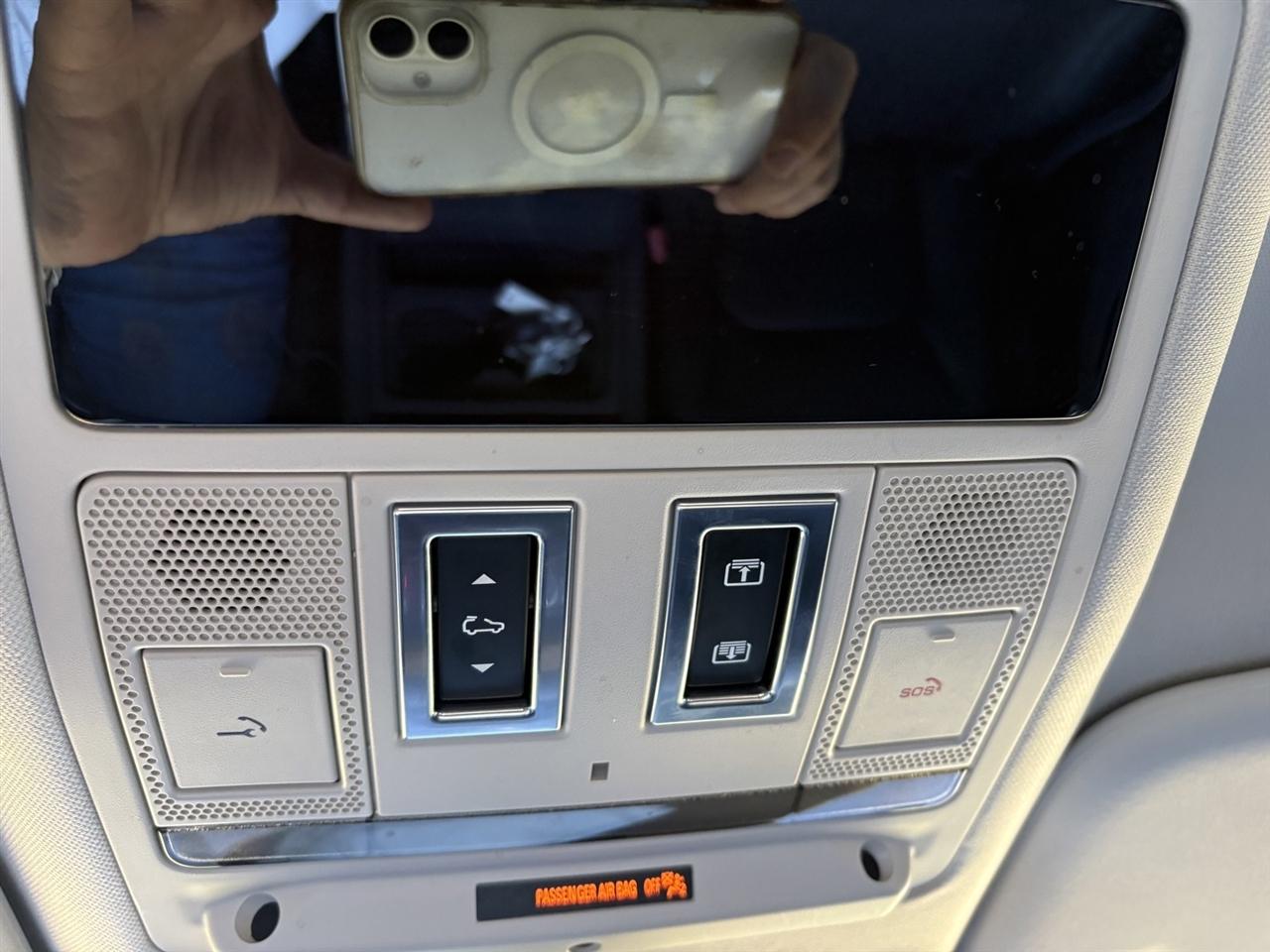 Land Rover Defender 110 SE 2023