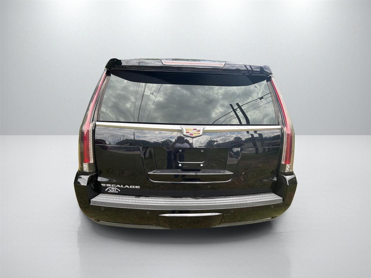 Cadillac Escalade ESV 2WD Premium 2015