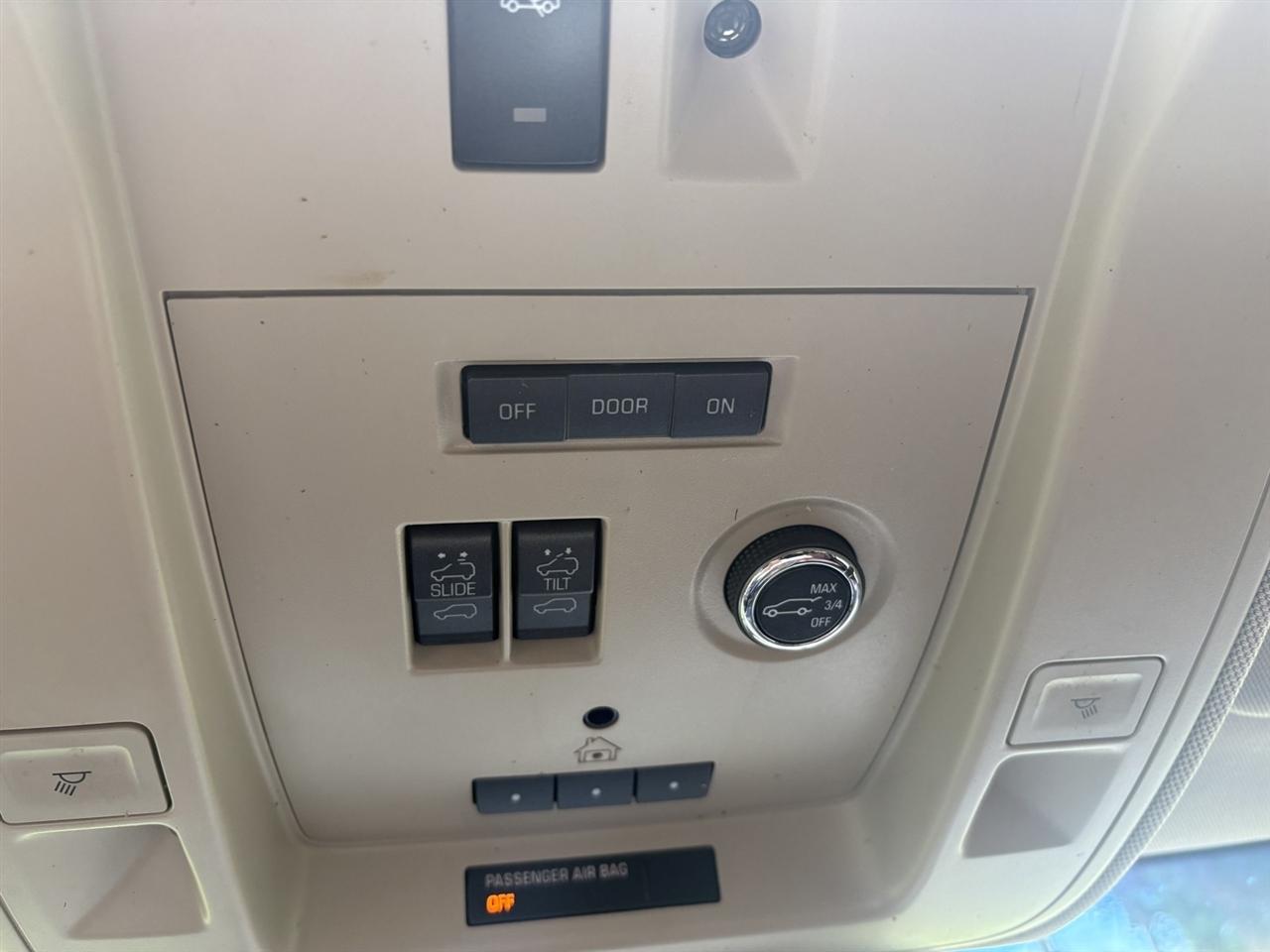 Cadillac Escalade ESV 2WD Premium 2015