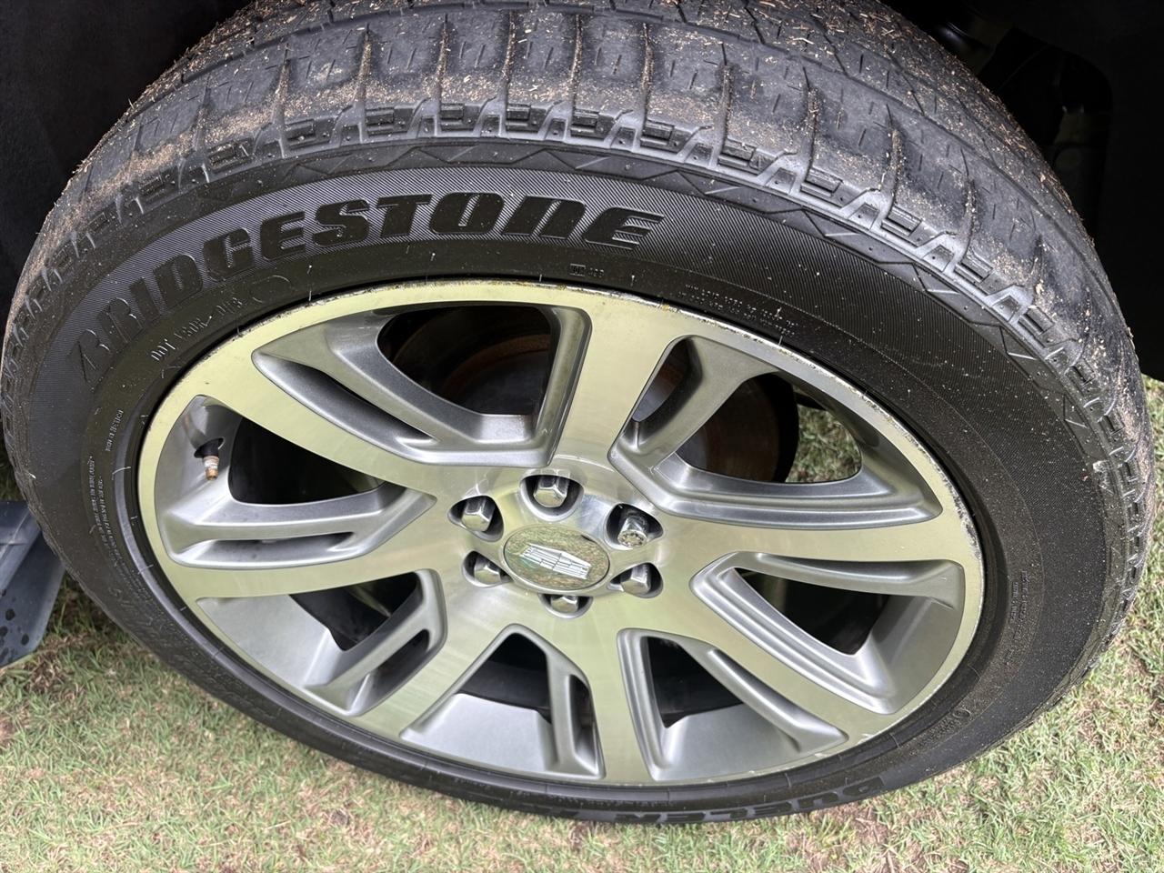 Cadillac Escalade ESV 2WD Premium 2015