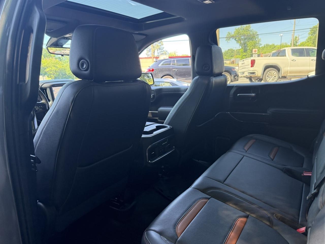 GMC Sierra 1500 AT4 Crew Cab 4WD 2020