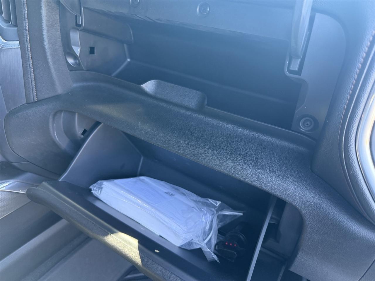 GMC Sierra 1500 AT4 Crew Cab 4WD 2020