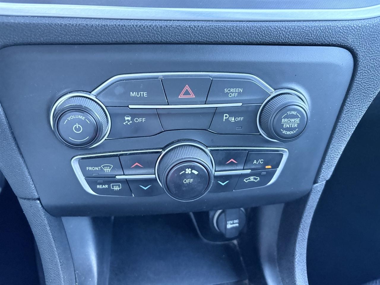 Dodge Charger SXT 2020