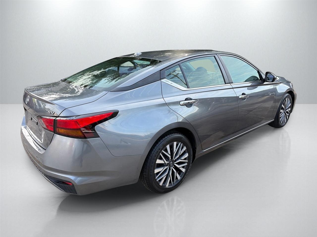 Nissan Altima 2.5 SV 2023