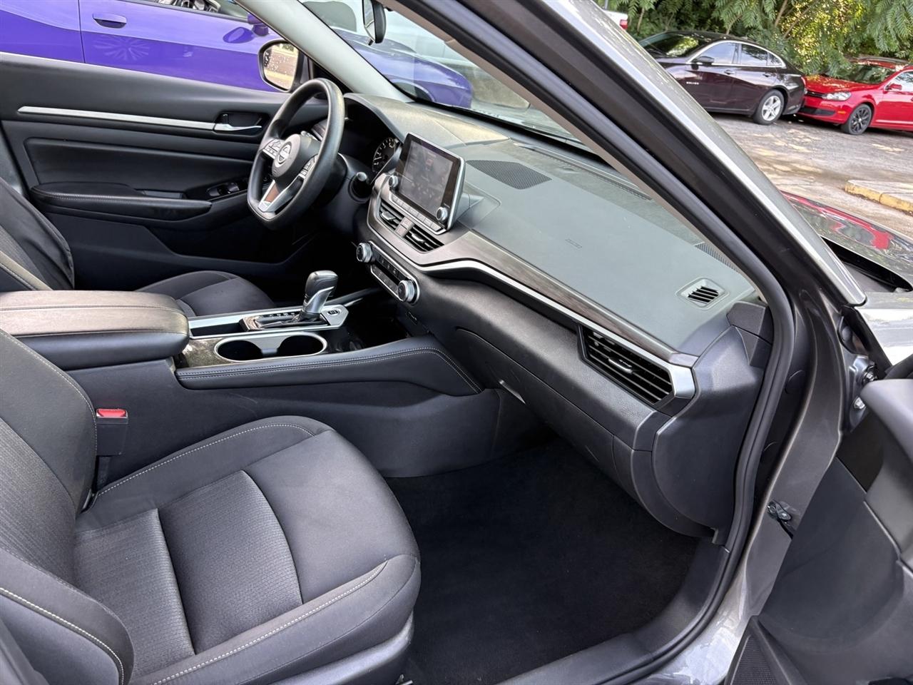 Nissan Altima 2.5 SV 2023