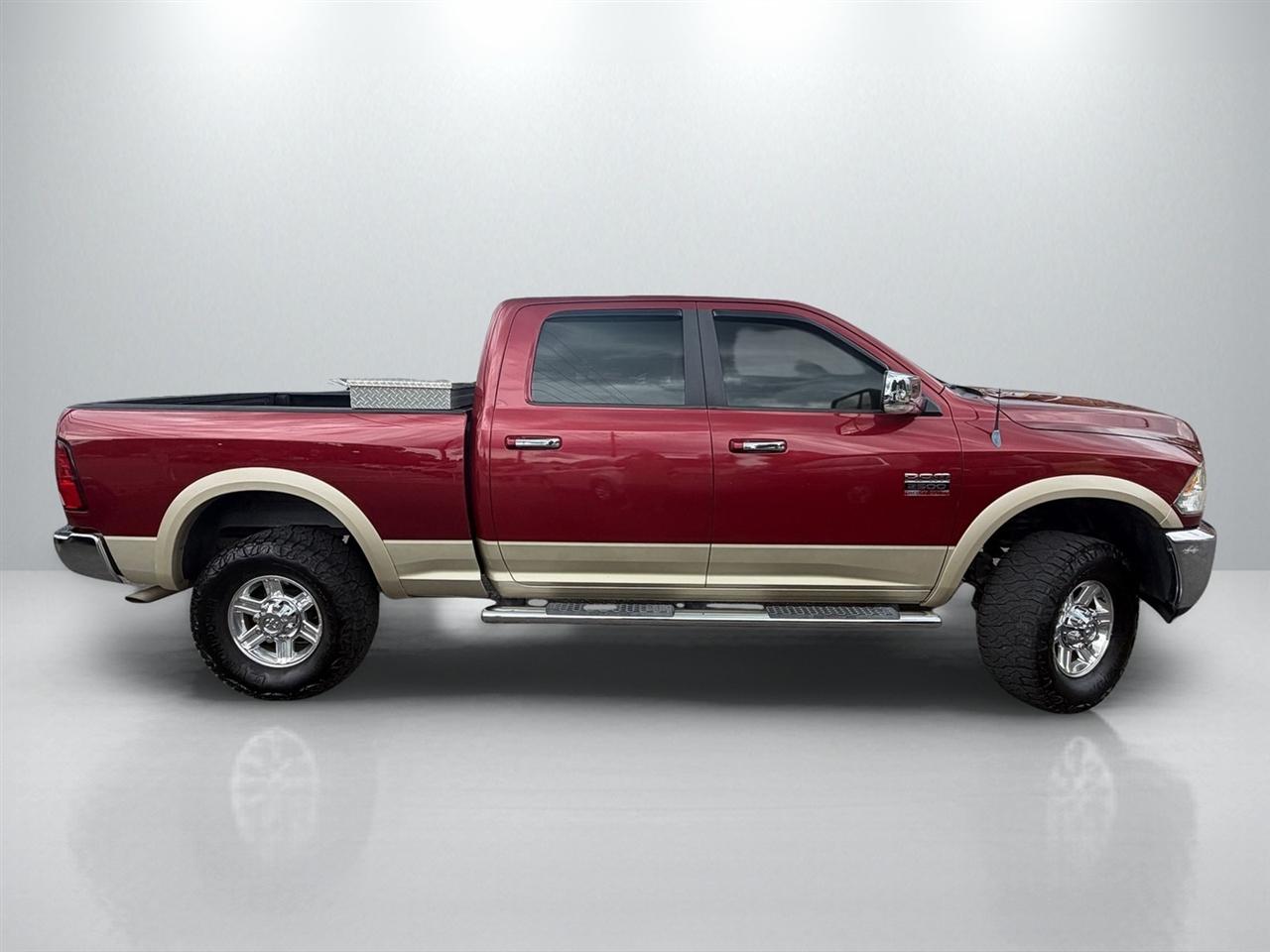 Dodge 2500 Laramie Crew Cab LWB 4WD 2011
