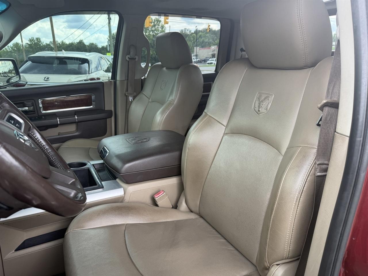 Dodge 2500 Laramie Crew Cab LWB 4WD 2011