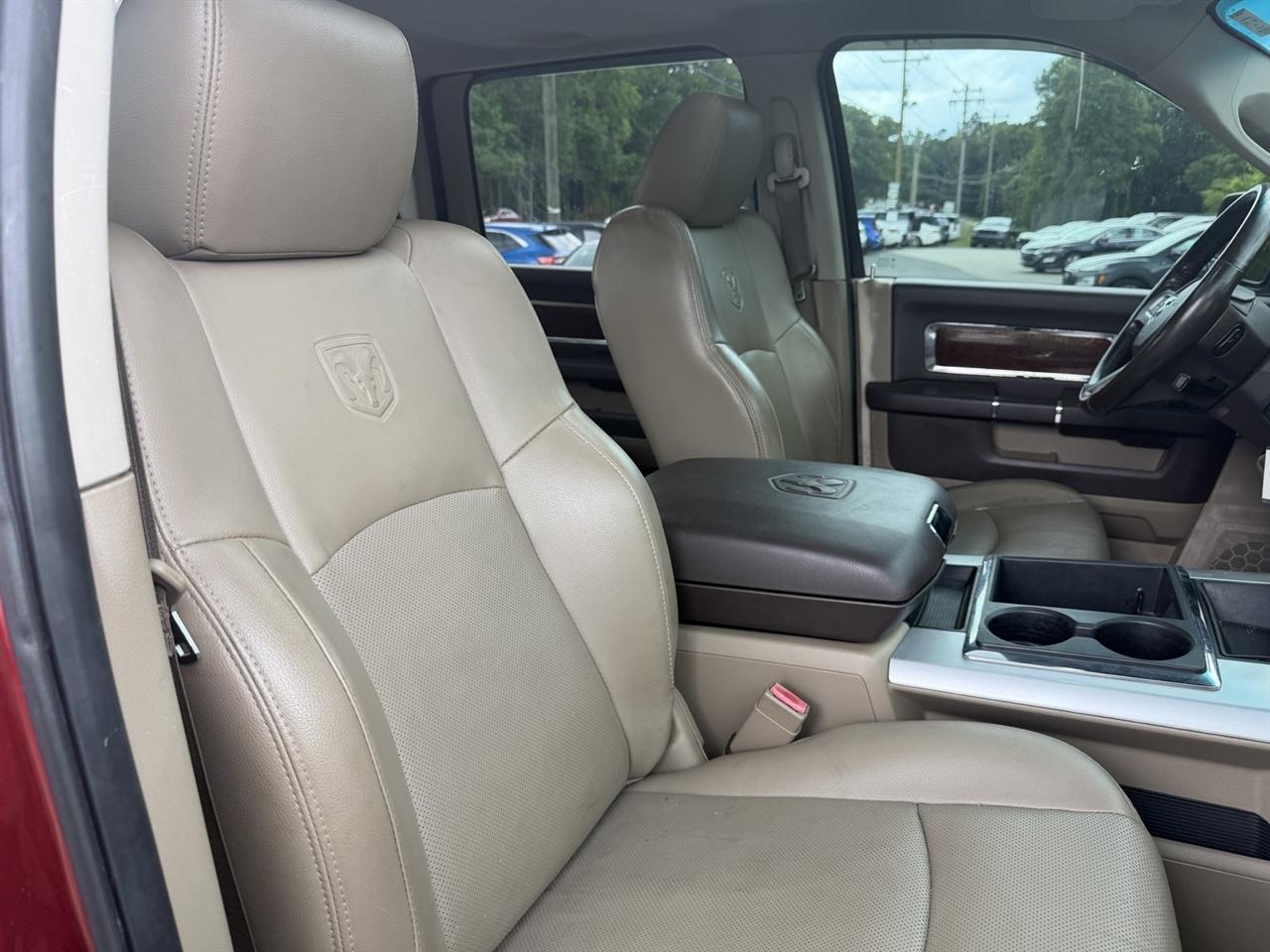Dodge 2500 Laramie Crew Cab LWB 4WD 2011